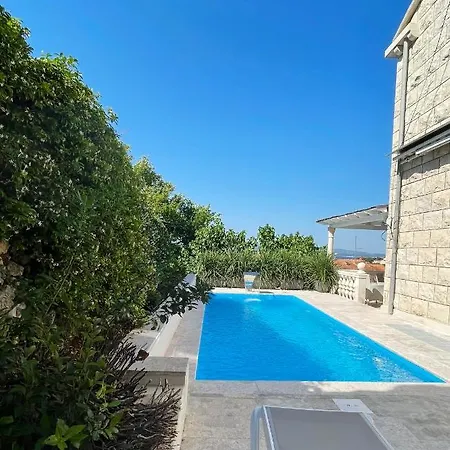 Ardura - Island **** Bol. Island Brac Apartment *
