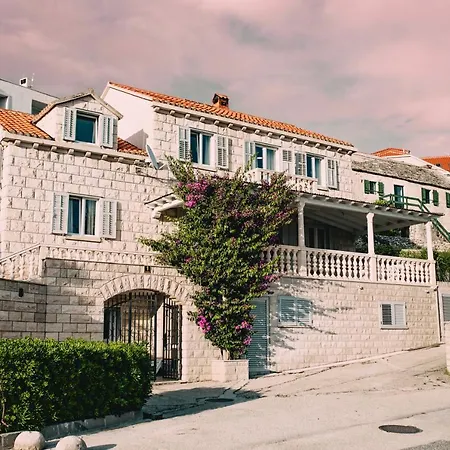 Ardura - Island **** Bol. Island Brac